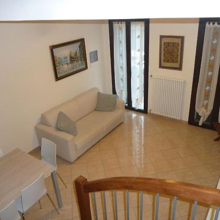 Casa Cuore - Love Pets - Fronte Ospedale Sacro Cuore Negrar Exterior photo