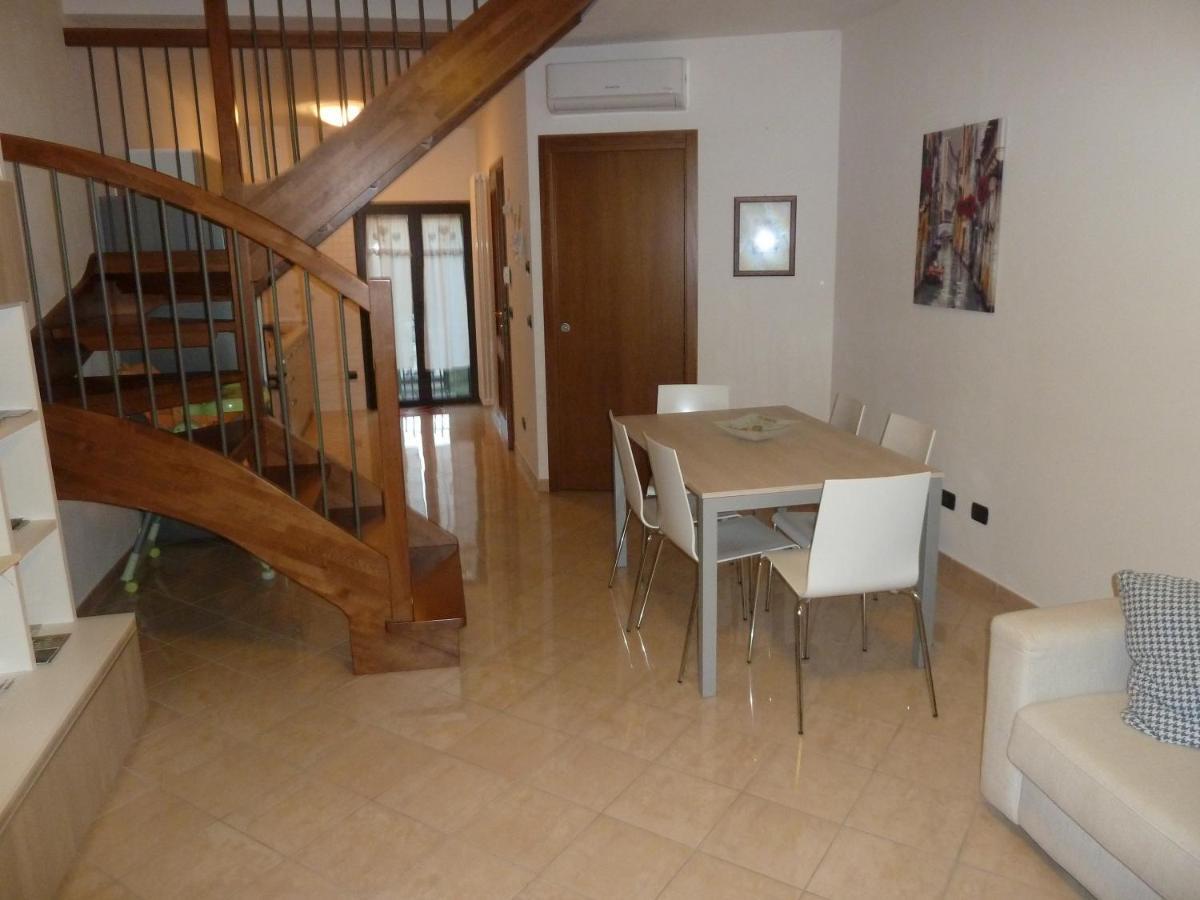 Casa Cuore - Love Pets - Fronte Ospedale Sacro Cuore Negrar Room photo